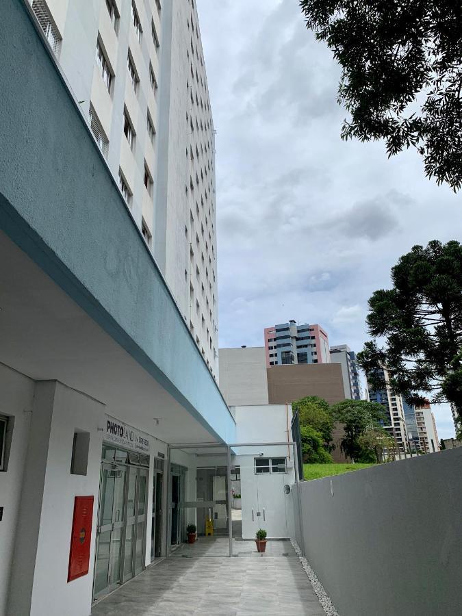 Apartamento 505 - Lindo 1 Decorado No Bigorrilho Com Todos Utensilios. ótima Lozalização.